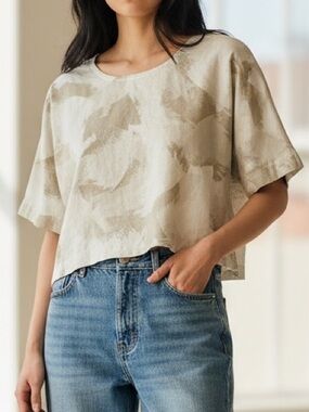 DKNY Linen Blend Beige & Cream Abstract Short Sleeve Boxy Crop Top | Size XL